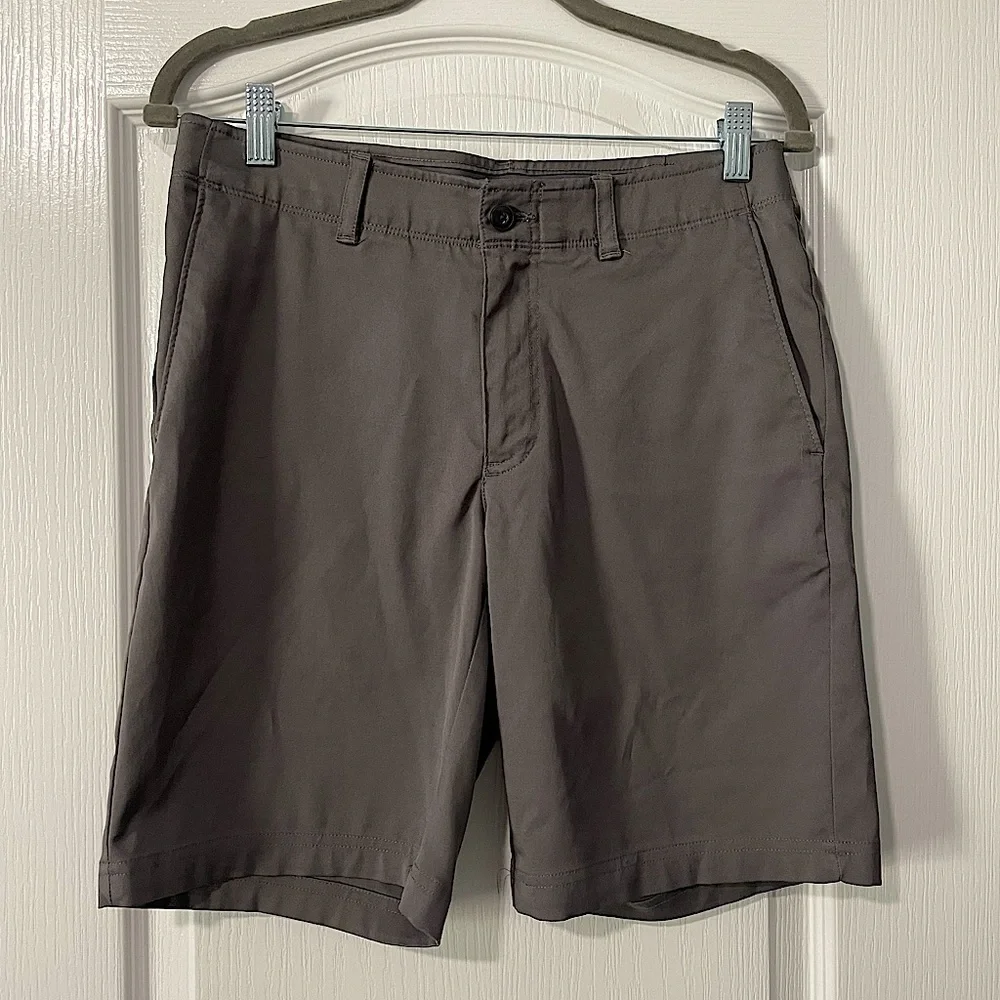 PGA Tour, Men’s, 30 Waist, Navy/Grey/Tan, 9” Golf Shorts